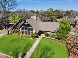 903 Pinehurst Dr, Arlington, TX 76012