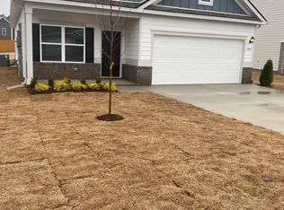 1004 Village Ct, Burns, TN 37029