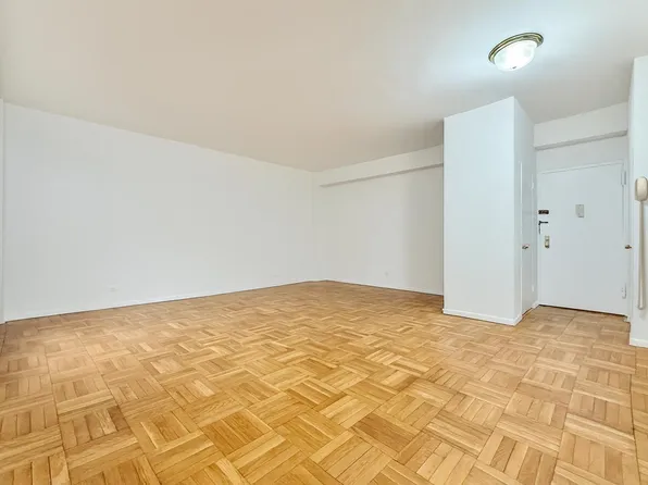 66 Overlook Terrace image 6 of 12