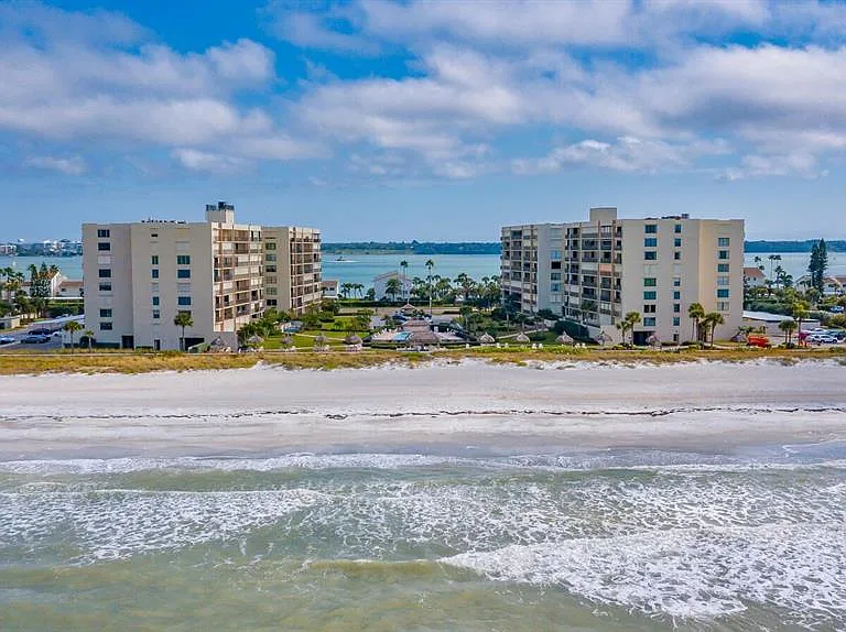 1430 Gulf Blvd #612 — Photo 1