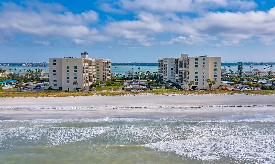 1430 Gulf Blvd #612