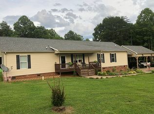 335 Walker Dr, Lambsburg, VA 24351