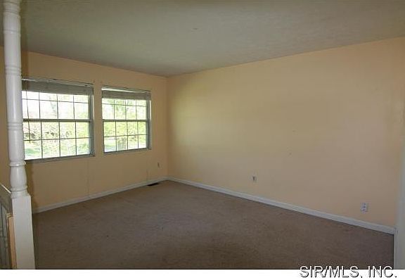 3rd image of 1010 Bermuda Dr