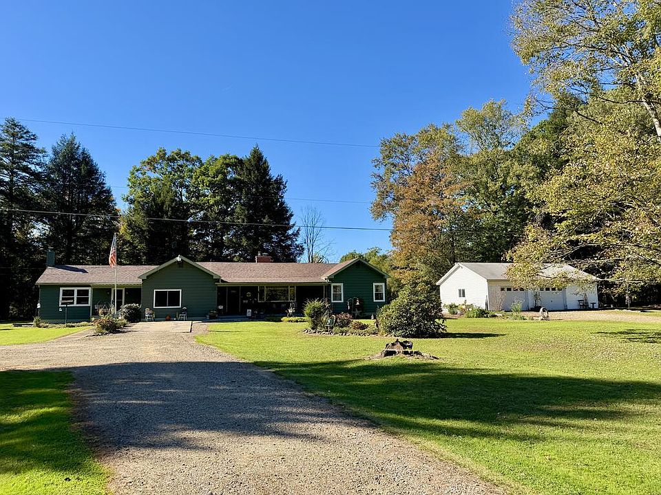 1st image of 173 Sleepy Hollow Dr
