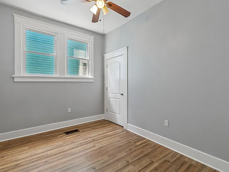 2820 General Pershing St — Photo 9