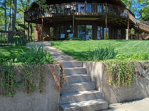 5th image of 76 Lakeview Cir