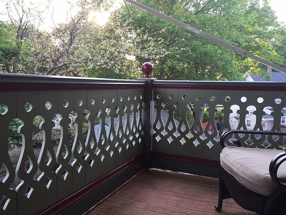Second floor porch