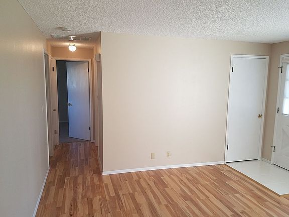 3rd image of 3223 122nd Ave E