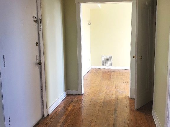 2nd image of 3303 W Potomac Ave #2