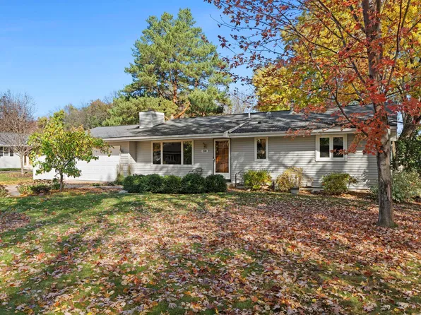 2500 Hayes Ct, Burnsville, MN 55337