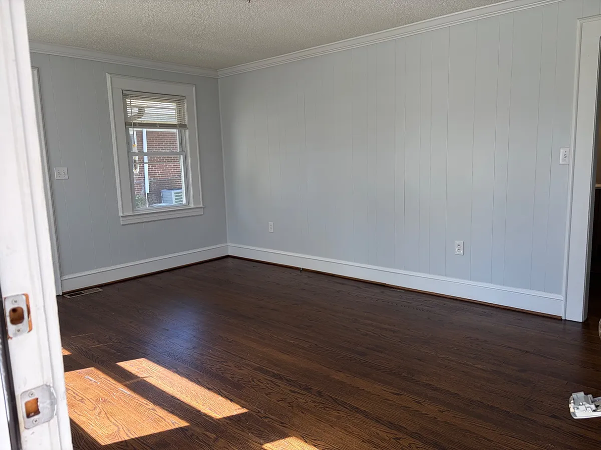 Property Photo - 2927 Bancroft St