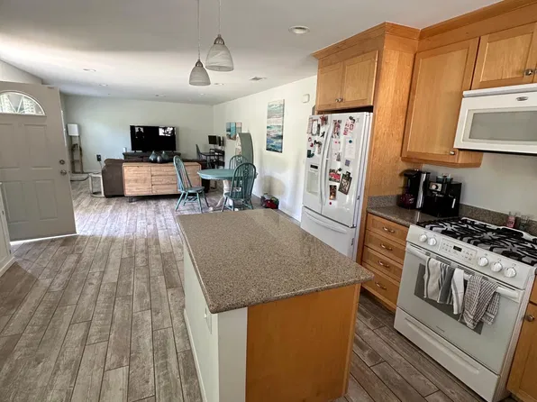 655 Ida Ave, Solana Beach, CA 92075