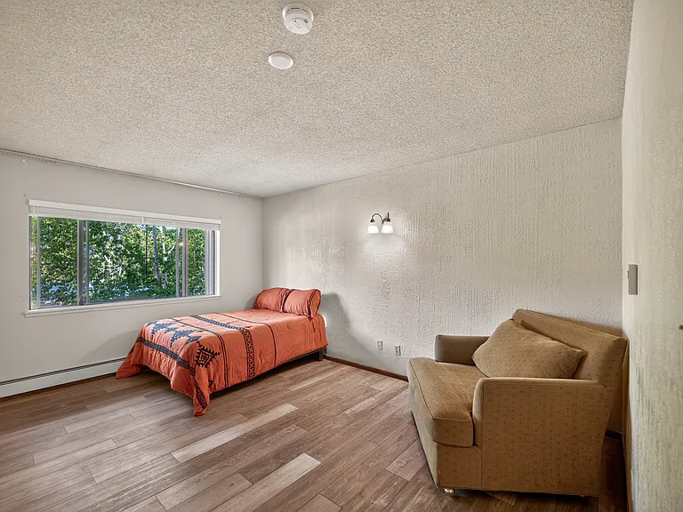Purgatory Apartments — Photo 16