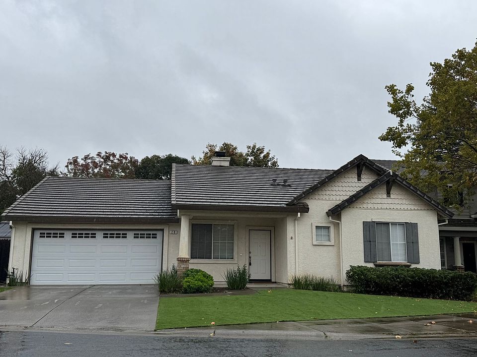 1st image of 28 Logan Ct
