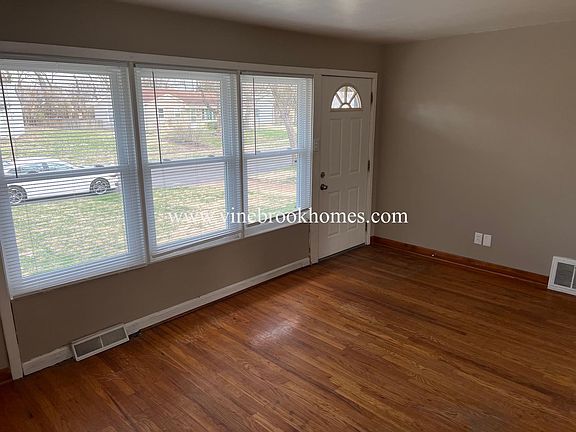 2nd image of 260 Du Bourg Ln
