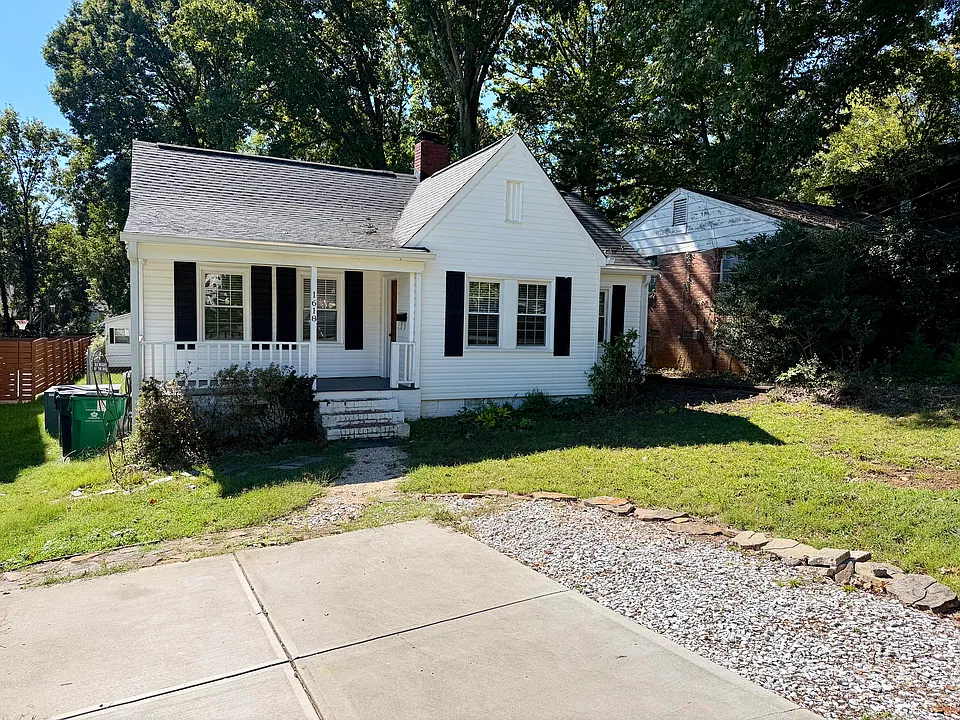 1618 Chippendale Rd