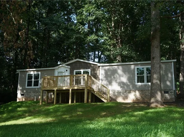 210 Woodland St, Homer, GA 30547