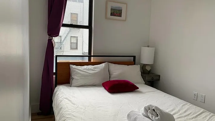 Rented by Nooklyn NYC LLC | media 45