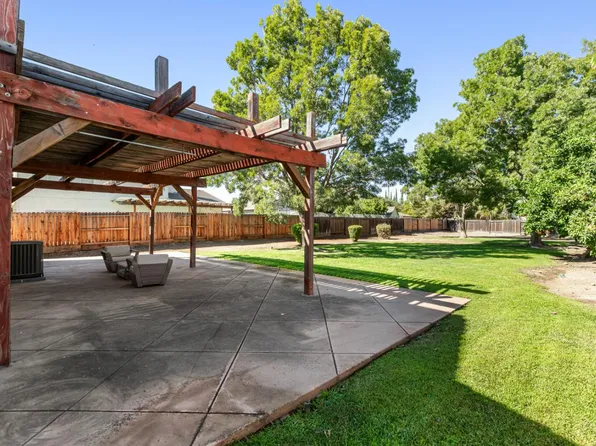 1273 Cochran Dr, Tracy, CA 95377