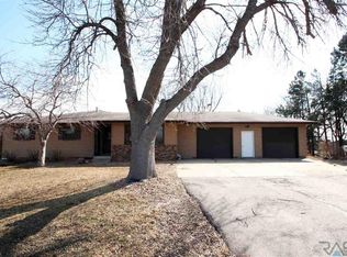 26874 469th Ave, Sioux Falls, SD 57106