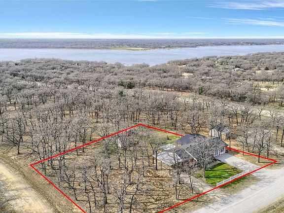 5th image of 191 Seneca Ct S