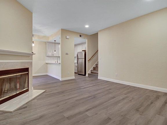 3rd image of 1709 Flickinger Ct