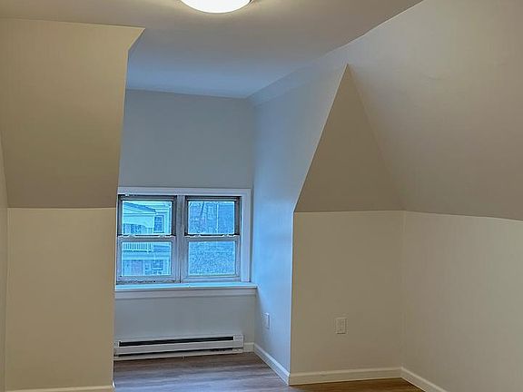 4th image of 410 Park Ave APT 3