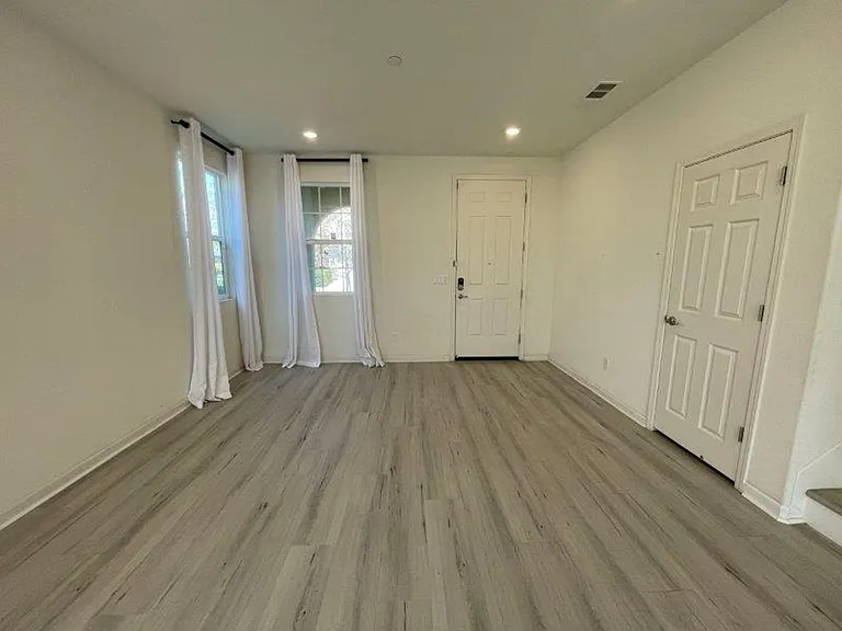 9976 Asilomar Ln — Photo 9