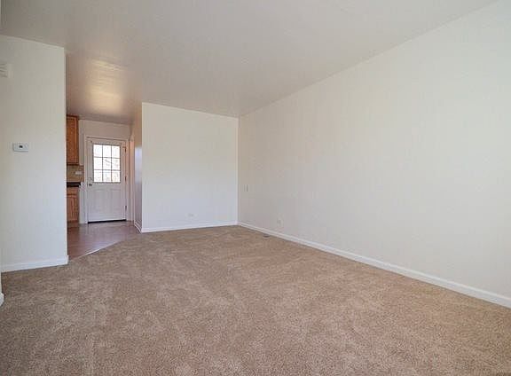 3rd image of 225 Illinois Blvd