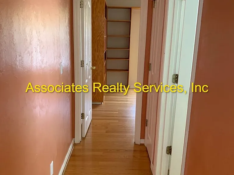 10335 NW 13th Ln — Photo 15