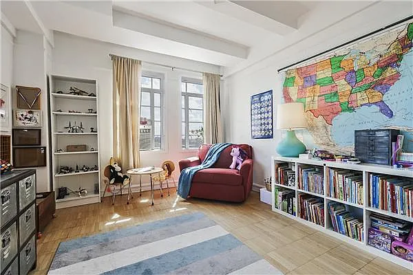 Sold by Avenue Sotheby's International Realty | media 16