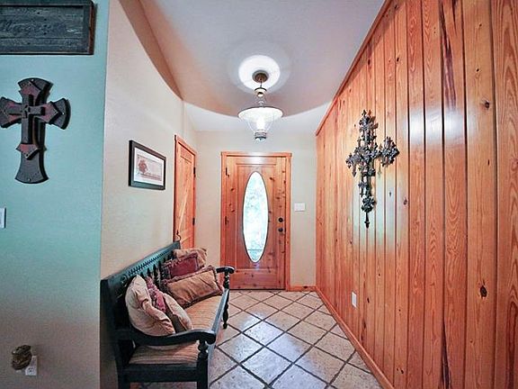 4th image of 1172 NE Wildwood Ave