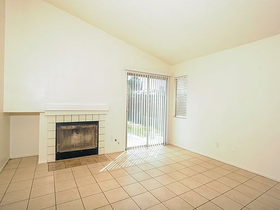 3rd image of 648 E Avenue J11