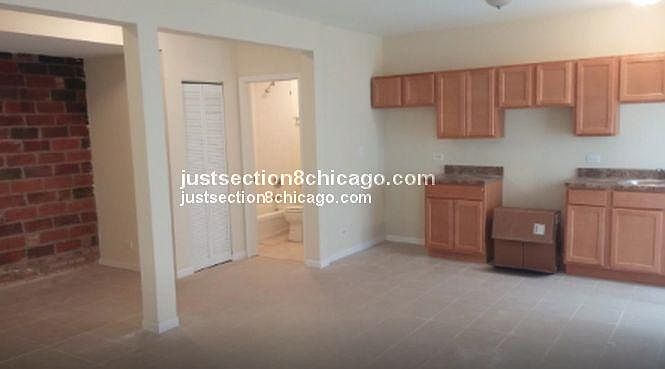 1st image of 8045 S Manistee Ave APT 2