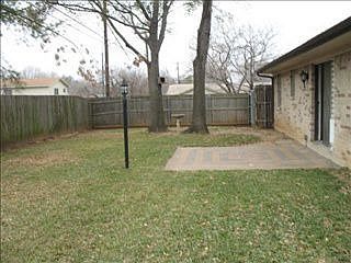 1st image of 2132 Meadow Gln