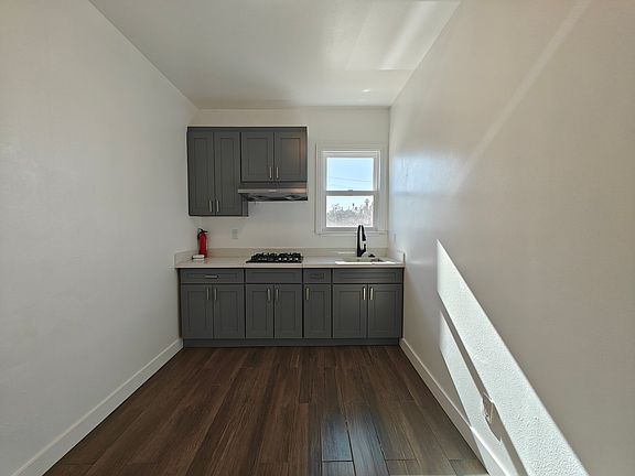 5th image of 475 N 5th St Unit 3