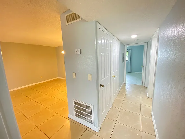 605 Northlake Blvd #63 — Photo 7