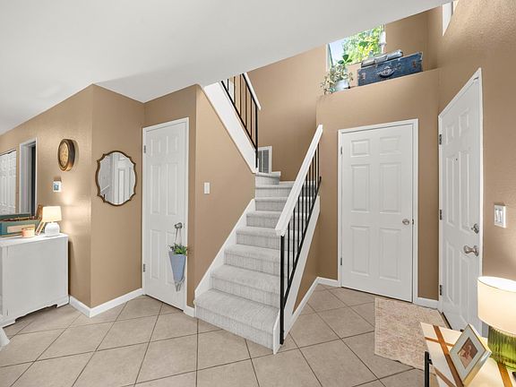 5th image of 1675 Vernon St Unit 46