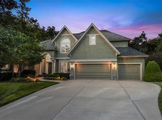 11012 W 141st St, Overland Park, KS 66221