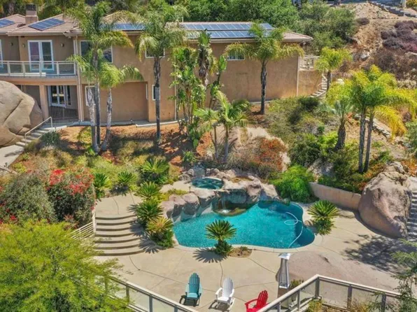 28521 Gladstone Ct, Escondido, CA 92026