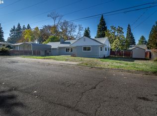 91 SW Tower St, Winston, OR 97496