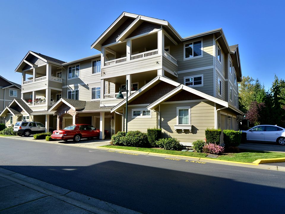 1st image of 23940 NE 115th Ln #203