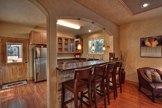 977 Creekwood Dr — Photo 23