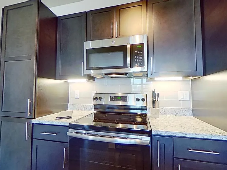 The Vue at Creve Coeur Apartments — Photo 87