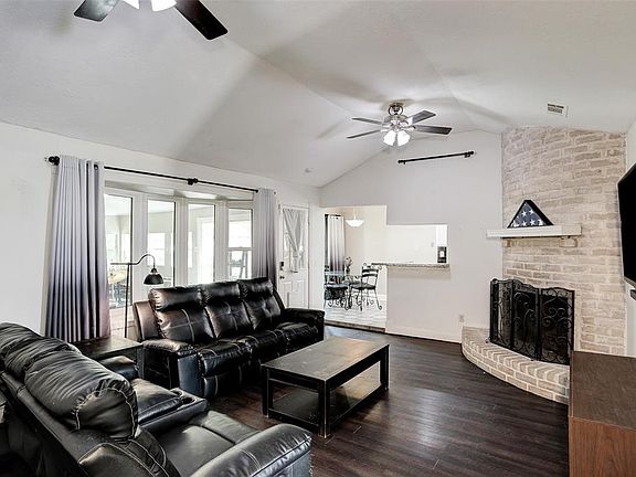 4th image of 16311 Barcelona Drive