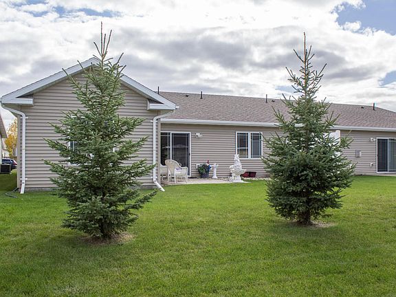 4th image of 2200 Pembrooke Dr