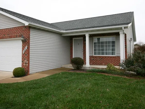 403 Jillian Dr, New Baden, IL 62265