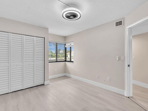 4th image of 11569 Terra Bella Boulevard