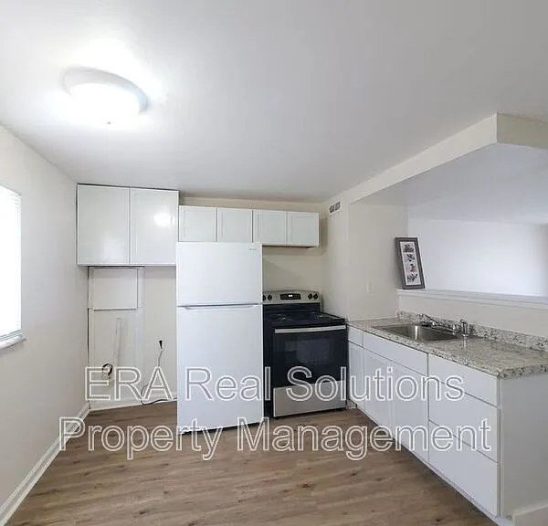 3600 Cushing Dr #B — Photo 12