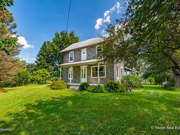 4th image of 3781 Kalamazoo Dr